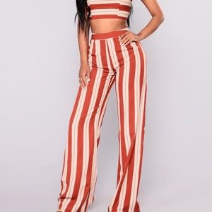 Not just a cutie face pant set - Fashion Nova